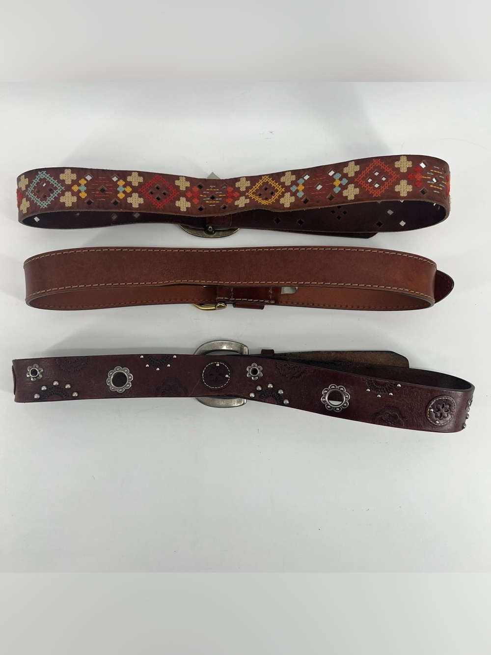 Fossil Leather Belts Women’s Medium Y2K Boho Embroidered Studded Solid - Picture 2 of 11